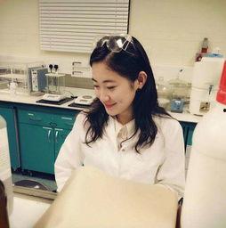 国产女教师,国产女教师的教育情怀与风采